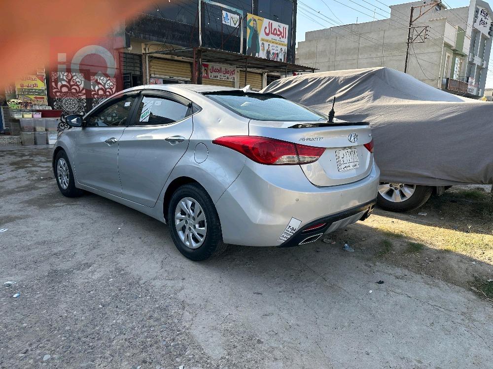 هیوندای ئەڤانتی